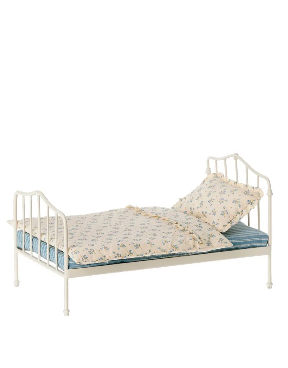 Lit miniature vintage pour lapins et ours - bleu - Maileg - Boutique Maman & Bébé – Produits Essentiels au Quotidien doux