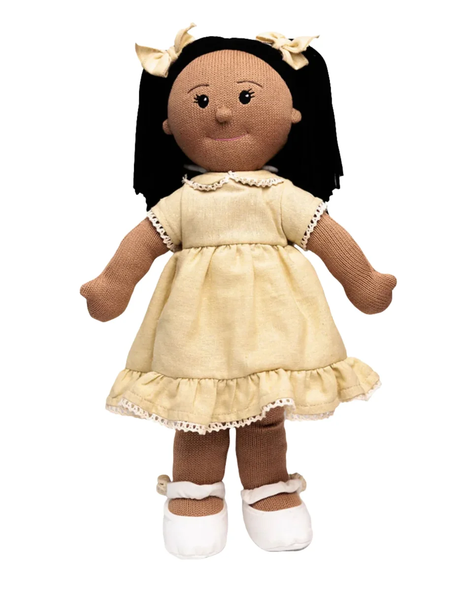 Poupée en tricot - Penelope - Clementine Collective - Boutique Maman & Bébé – Produits Essentiels au Quotidien Poupée Clémentine A girl for all time