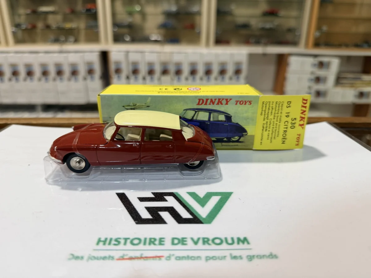 Citroën DS 19 Dinky Toys Atlas 530 avec boîte – Neuf - Vins Rouges Harmonieux pour Chaque Occasion DINKY TOYS ENGLAND - 110 - Aston Martin DB5 - Intérieur Beige - En boite |  BRICABOCK