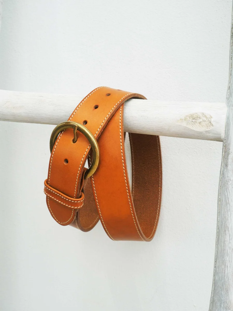 Ceinture bohème cuir camel - Vins Rouges Harmonieux pour Chaque Occasion Ceinture cuir d'occasion - Accessoires & Bagagerie - leboncoin - page 2