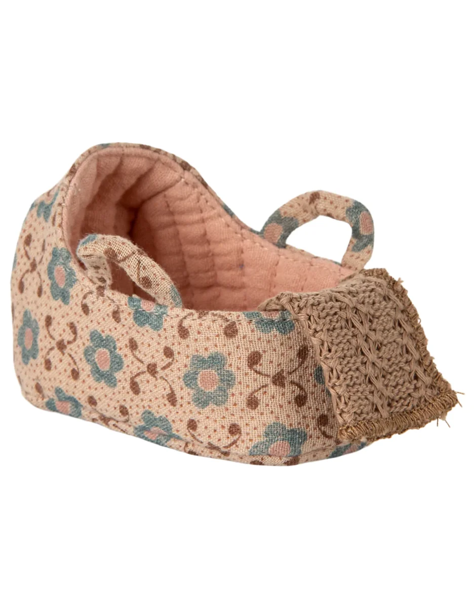 Couffin bébé souris Maileg Boutique Maman Bébé Produits Essentiels Quotidien