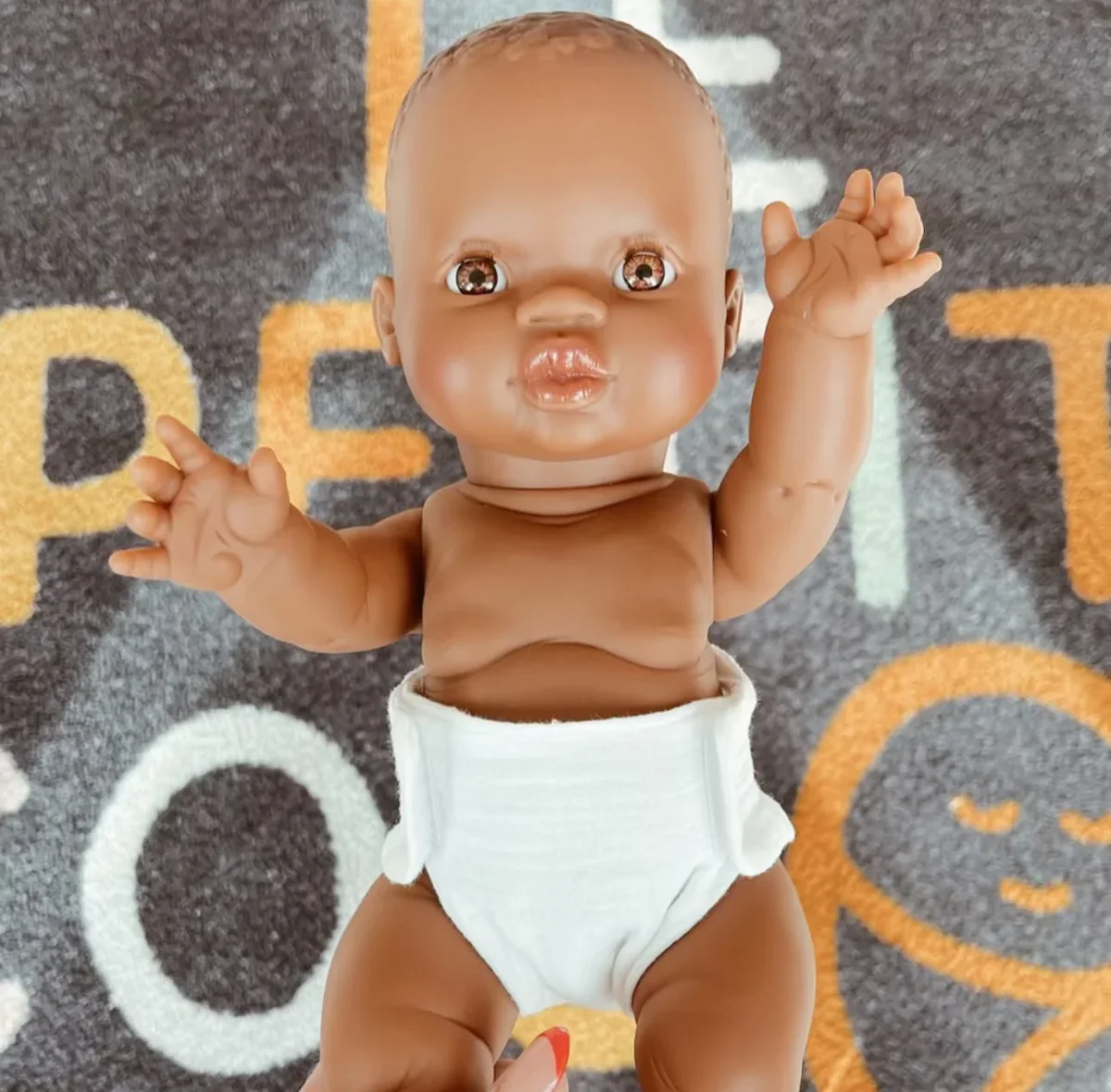 Les Petites Natures - Couche pour Poupée Paola Reina||Les Petites Natures - Diaper for Paola Reina’s Doll - Boutique Bébé en Ligne : Soins, Jouets et Articles Maison - {'count': 3, 'name': 'Jeux'}