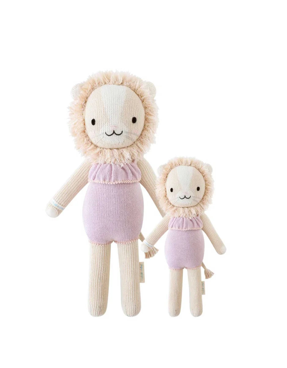 Peluche - Savannah la lionne - Cuddle + kind - Boutique Maman & Bébé – Produits Essentiels au Quotidien Peluche Lion 25cm LITTLE DUTCH, Vente en ligne de Peluche | Bébé 9