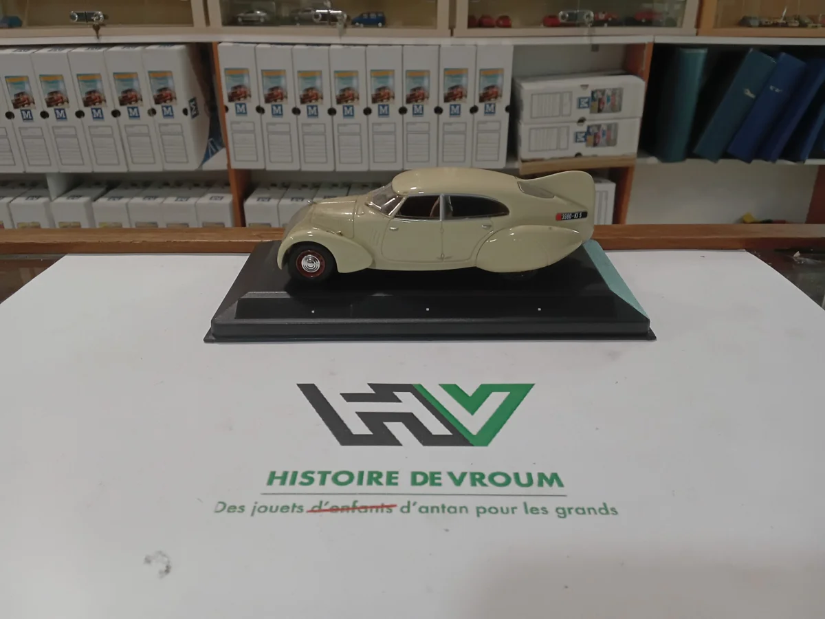 Peugeot 402 Andreau 1936 Beige 1/43 - Vins Rouges Harmonieux pour Chaque Occasion - mercedes 280 beige 1/43 vin occasion