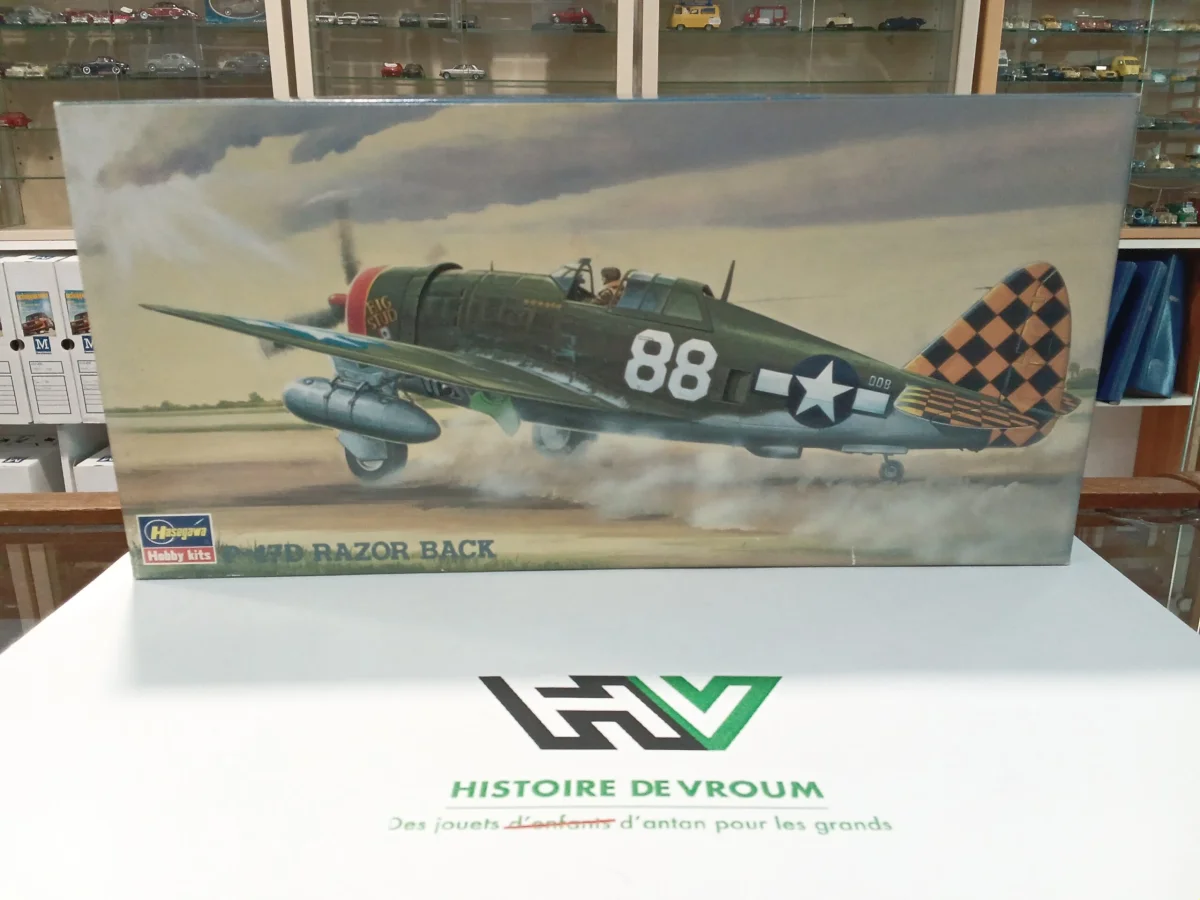 Maquette P-47D Razor Back Hasegawa 1/72 - Vins Rouges Harmonieux pour MiniDécorationEtPlus Chaque Occasion