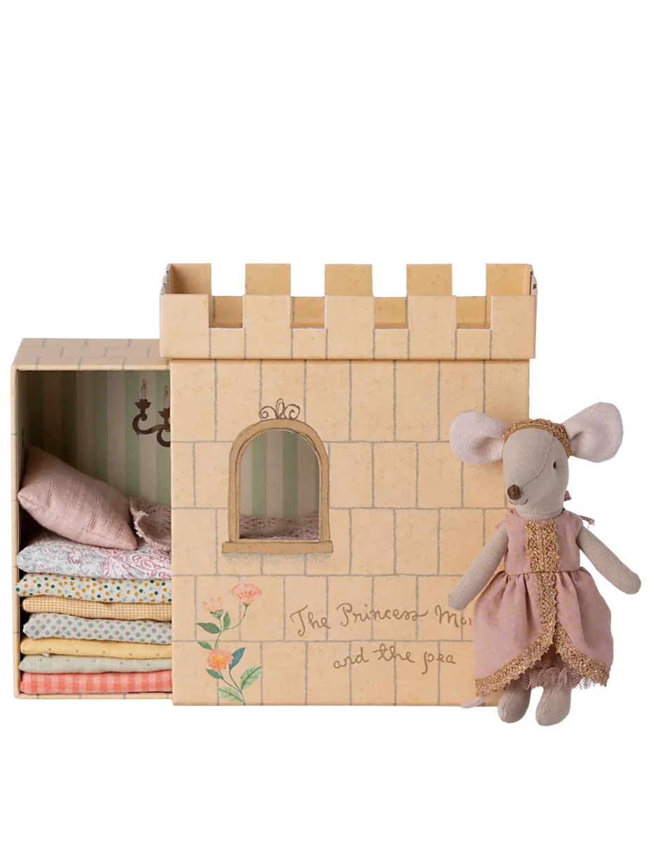 Grande soeur souris princesse au petit pois - Maileg - Boutique Maman & Bébé – Produits Essentiels au Quotidien - {'count': 1, 'name': 'Révolution'}