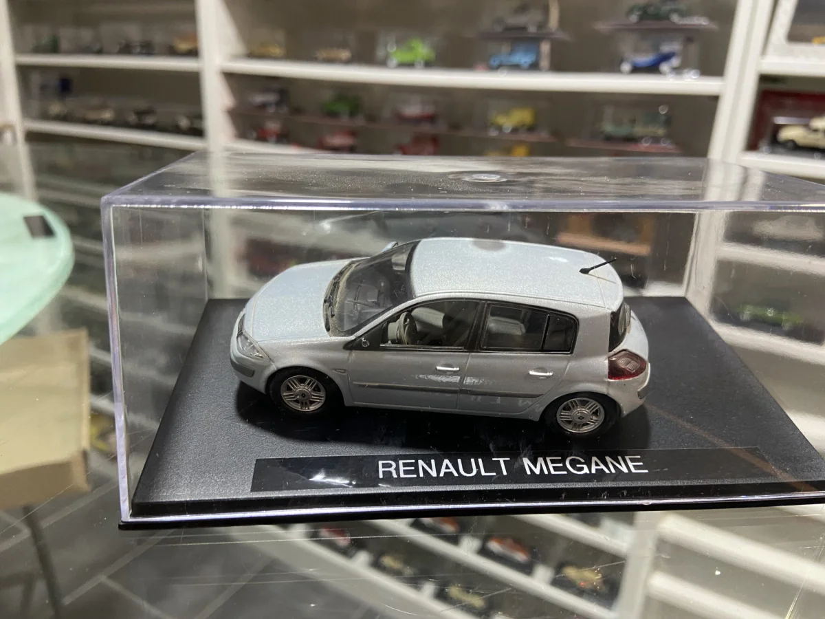 Renault Mégane 1/43 Vins Rouges Harmonieux Occasion