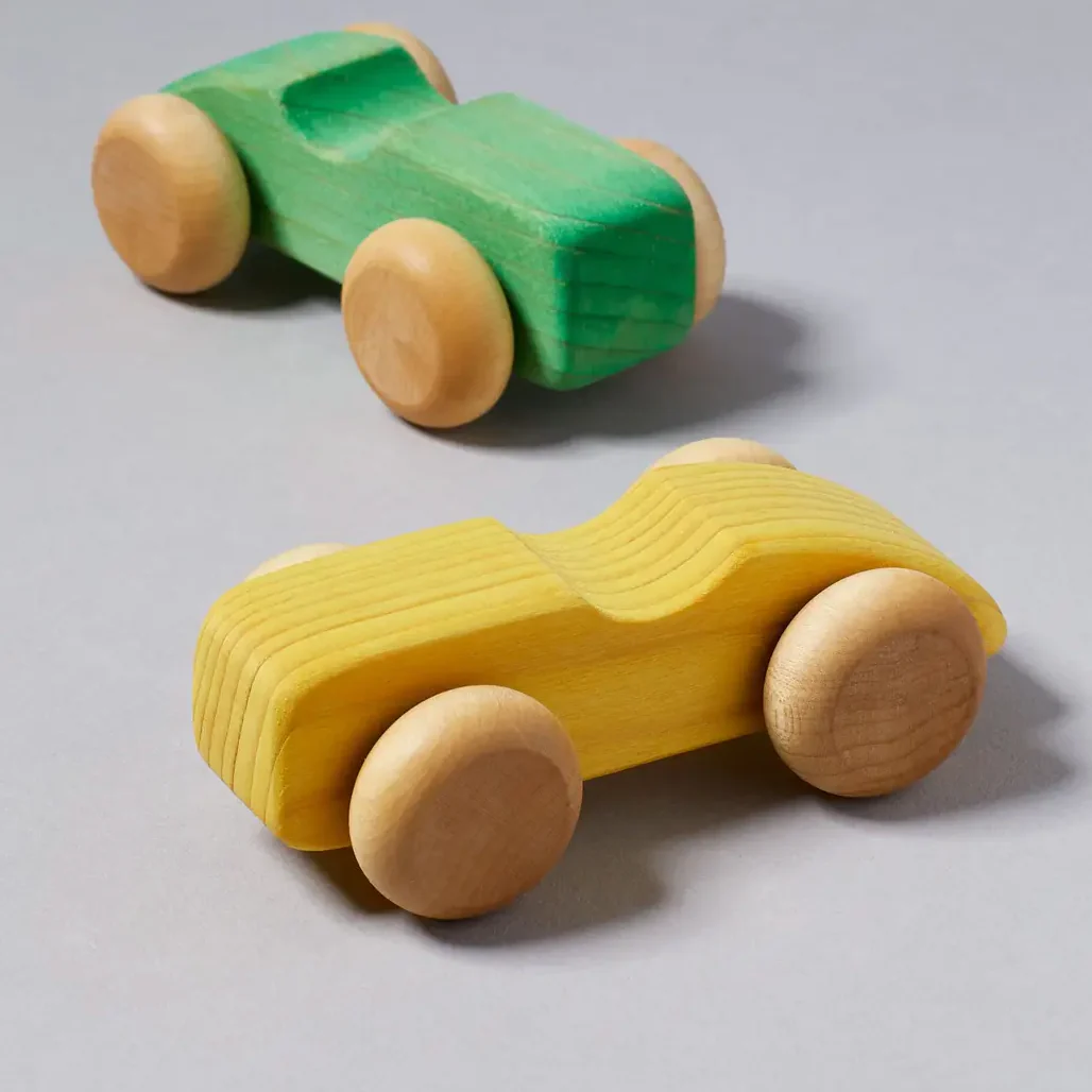 PETITE VOITURE COURSE BOIS Boutique Maman Bébé Produits Essentiels Quotidien