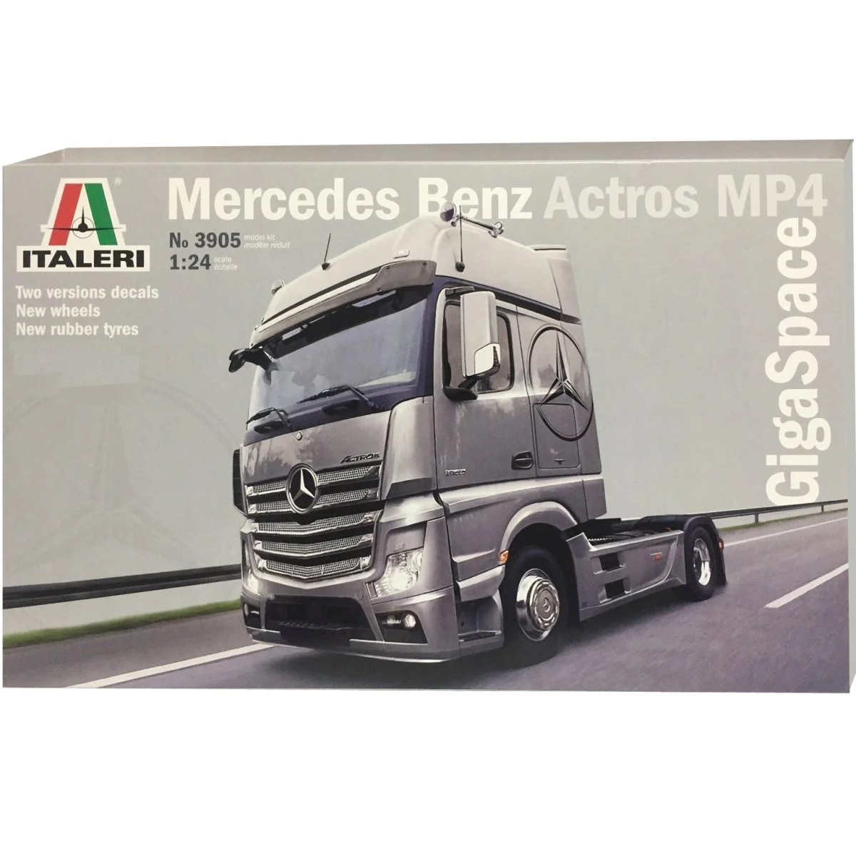 Maquette Mercedes Benz Actros MP4 Gigaspace au 1/24ème Italeri - Accessoires Outdoor pour Plus de Liberté de Mouvement - {'count': 1, 'name': '3d'}