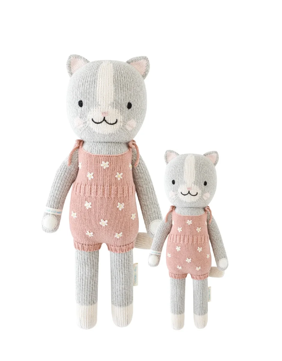 Peluche - Daisy la chatte - Cuddle + kind - Boutique Maman & Bébé – Produits Essentiels au Quotidien - {'count': 1, 'name': 'dentition'}