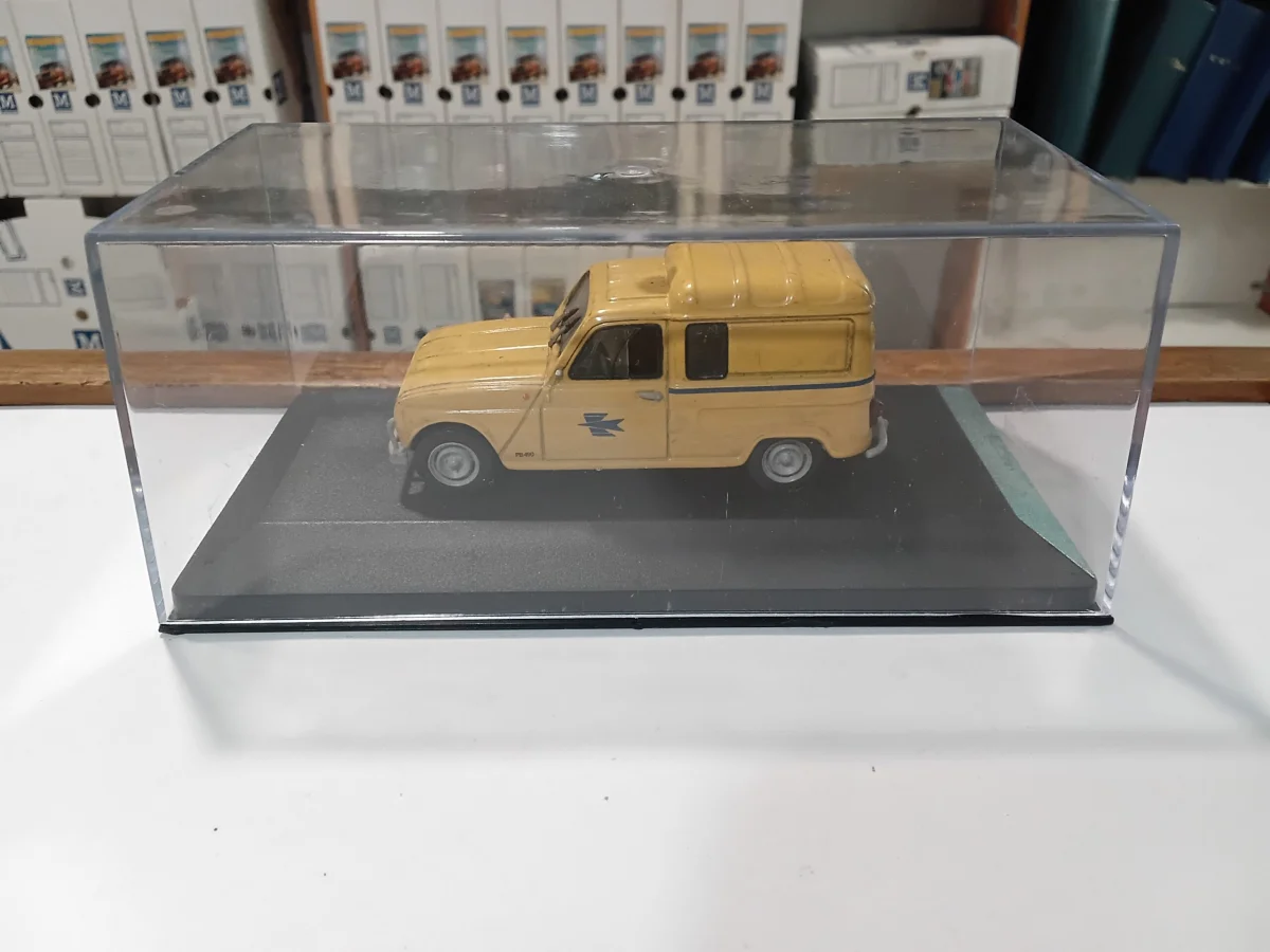 Renault Fourgonnette Poste Norev 1/43 Vins Rouges Harmonieux Occasion