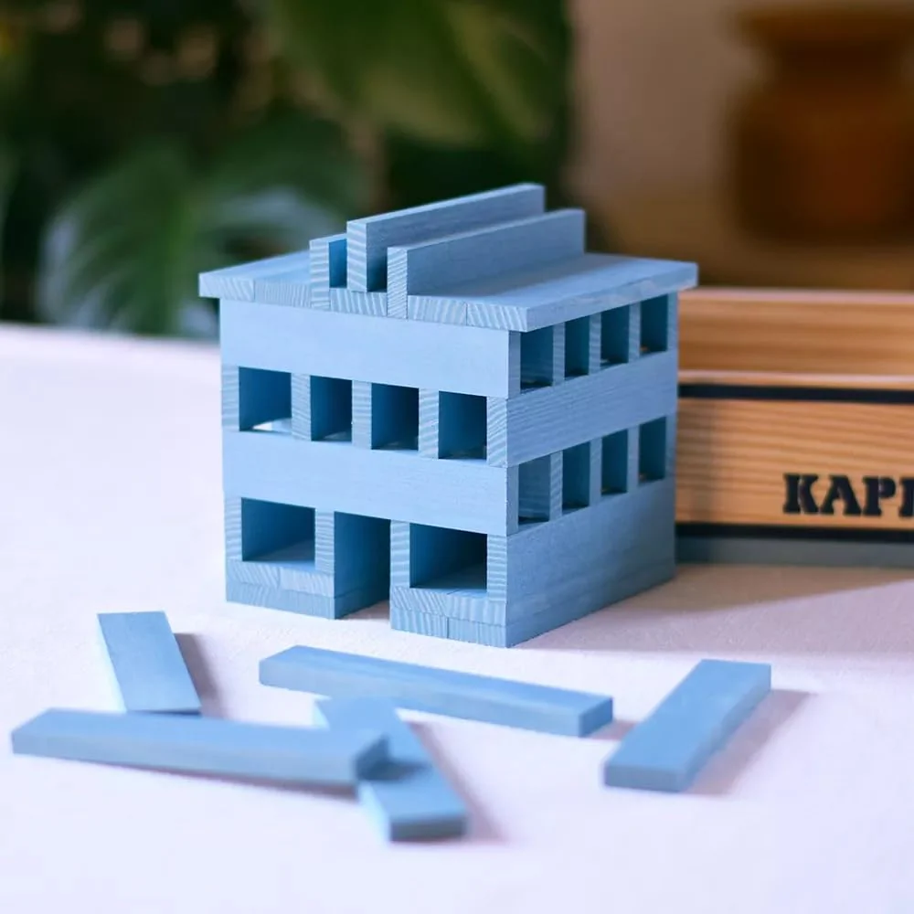 COFFRET 40 PLANCHETTES KAPLA - BLEU PÂLE - Boutique Maman & Bébé – Produits Essentiels au Quotidien Construction en bois chouette 120 planchettes - Kapla