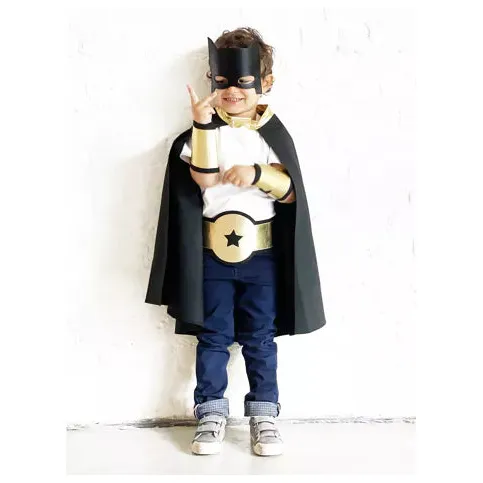Kit de déguisement super-héros noir! - Boutique Bébé Maman & Bébé – Produits Essentiels au Quotidien