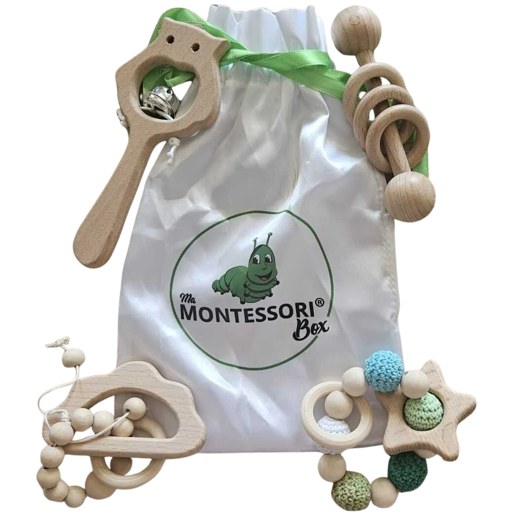 Lot de 4 hochets Montessori pour bébés - Boutique Maman & Bébé – Produits Essentiels au Quotidien Hochet bébé - L'Armoire de Bébé