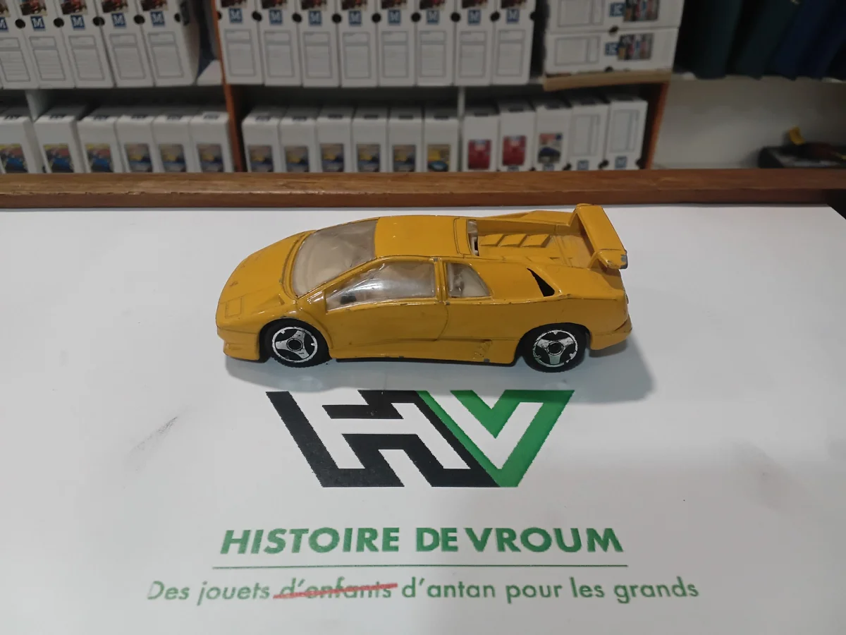 Lamborghini Diablo 1/43 Bburago - Vins Rouges Harmonieux pour Chaque Occasion Trouvez le vin parfait pour chaque occasion : notre boutique en ligne vous  guide