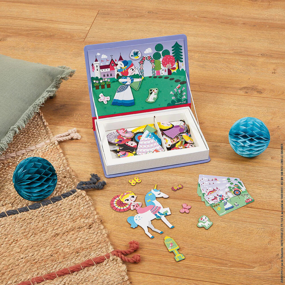 MAGNÉTI'BOOK PRINCESSES - MHT Boutique Maman & Bébé – Produits Essentiels au Quotidien