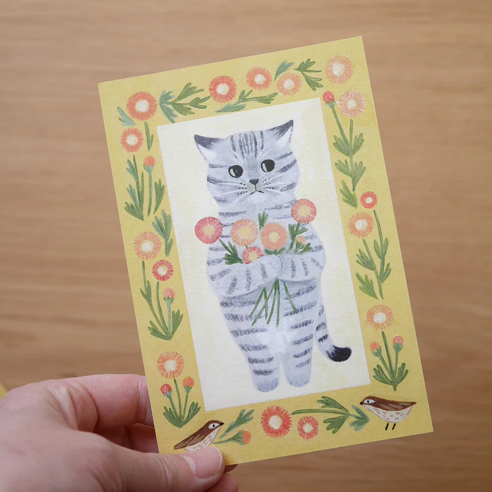 Carte Mistigri et Pâquerettes - Organisation de la maison avec des solutions de rangement Épisode 4: l'organisation continue! ☀️ J'adore détourner certains objets  pour rendre mes rangements plus pratiques 👀 Et cette boîte à thé était  parfaite pour organiser toute ma papeterie : ✔️ trombones ✔️