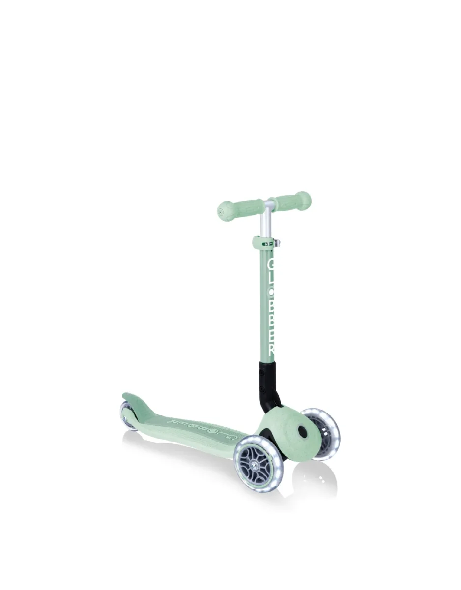 Trottinette pliable à 3 roues lumineuses Ecologic - Junior 2 à 6 ans - Pistache - Globber - Boutique Maman & Bébé – Produits Essentiels au Quotidien Trottinette évolutive Go Up Active Lights Eco Pistache
