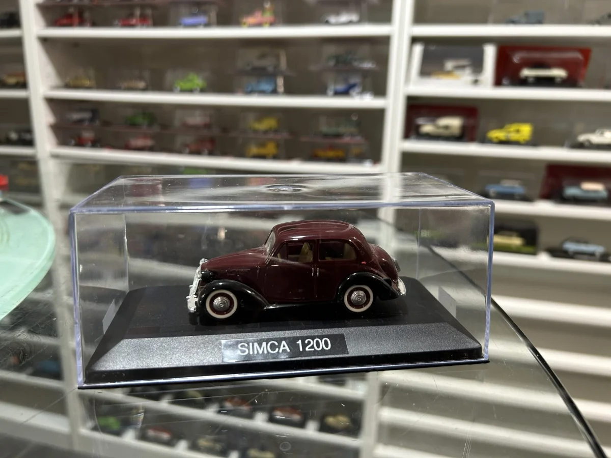 Simca 1200 1/43 - Vins Rouges Harmonieux pour Chaque Occasion Archives des Echelle 1/43 - Boutique d'objets de collection - Neuf et  occasion